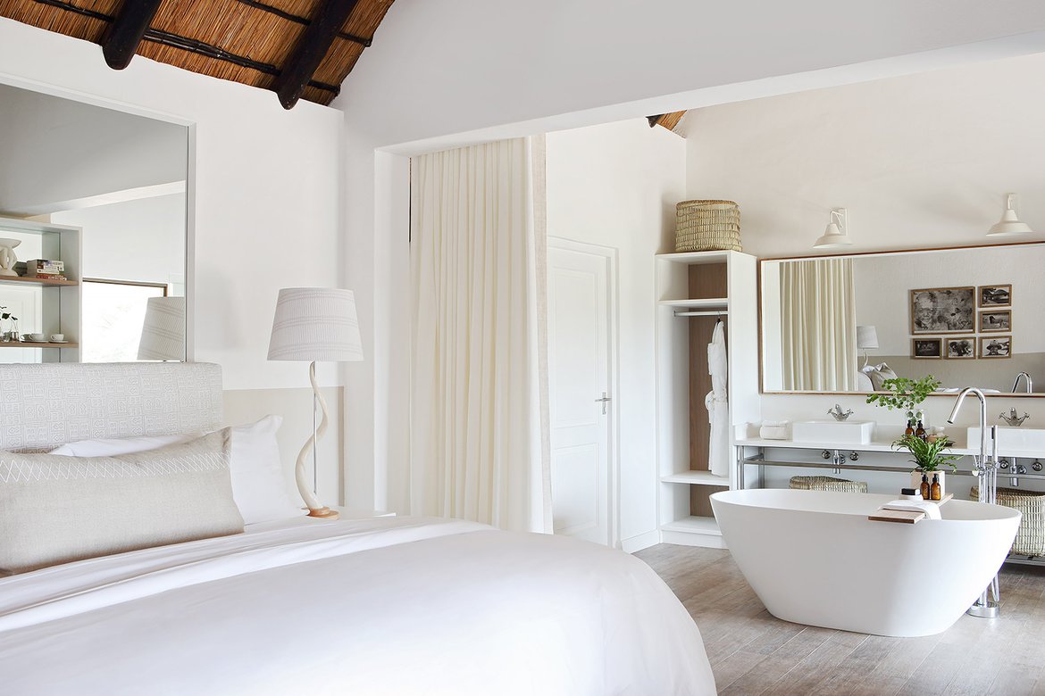 Londolozi varty camp suite 5 bedroom and bathroom