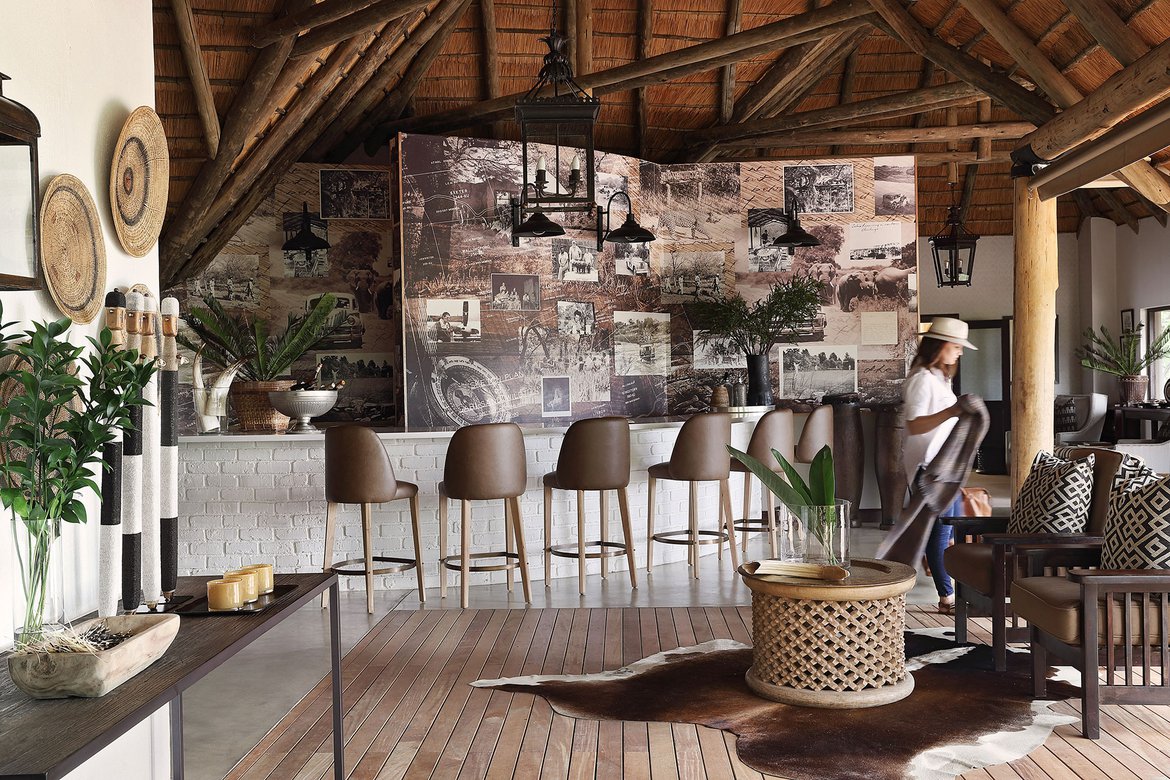 Pioneer camp londolozi bar